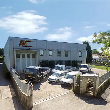 av-di-lucchetta-srl-giussano-produttori-impianti-di-verniciatura-aspirazione